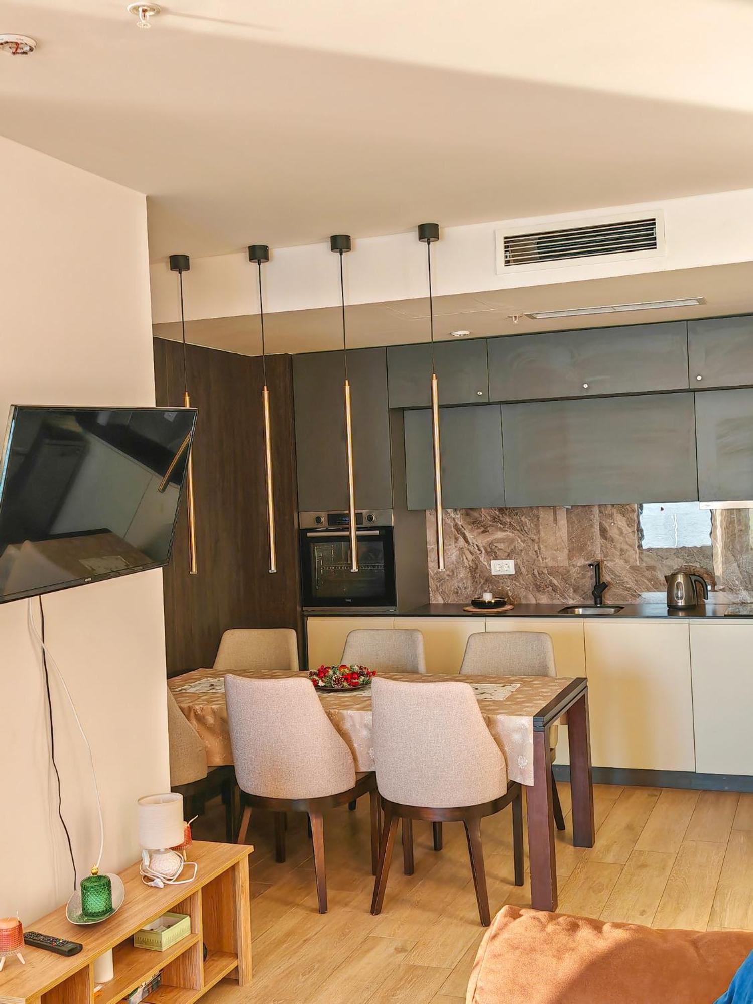 Beachfront Luxury Apartment Budva Eksteriør billede