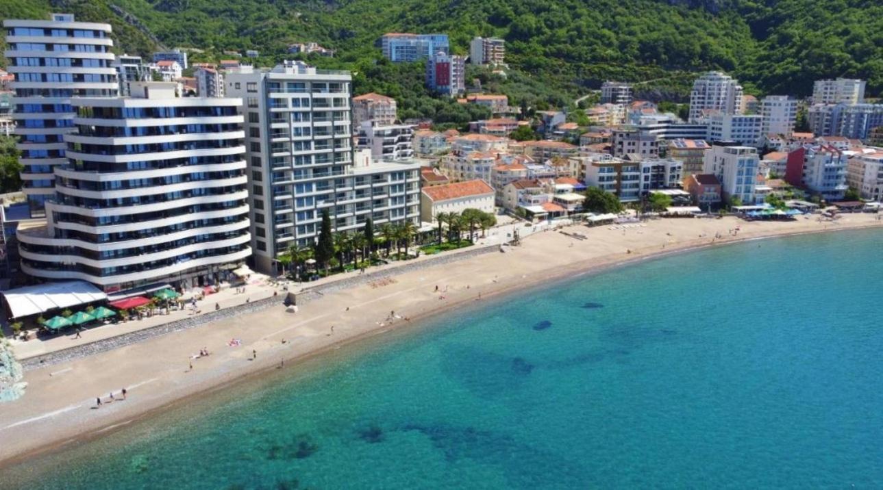 Beachfront Luxury Apartment Budva Eksteriør billede