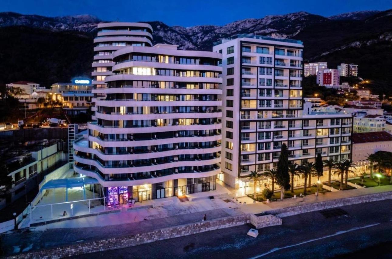 Beachfront Luxury Apartment Budva Eksteriør billede